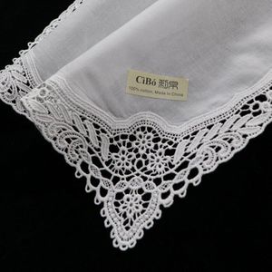 A009: Wit premium katoen kant zakdoeken 12 stuk/pak blank haak zakdoeken voor vrouwen/dames huwelijkscadeau