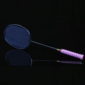 Porfessional Carbon Badminton Racket Badminton Racquet22-30LBS Gratis Grips Strung Badminton Racket