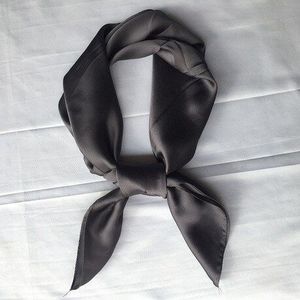 70 Kleine Zijden Sjaals Custom Zwarte Vierkantjes Voor Mannen En Vrouwen Kleine Vierkantjes In Effen Kleuren