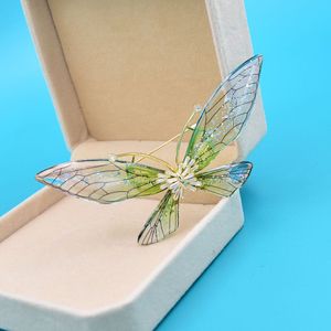Cindy Xiang Mooie Vlinder Broches Voor Vrouwen Zirconia Insect Pin Koperen Broche 3 Kleuren Beschikbaar