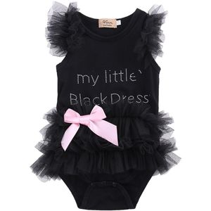 0-18 MonthsHot Pasgeboren Baby Meisjes Bodysuits Mode Geborduurde Kant Mijn Little Black Dress Brief baby Baby Bodysuit