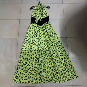 Vgh Luipaard Hit Kleur Print Jurk Voor Vrouwen Halter Kraag Mouwloze Hoge Taille Midi Sexy Jurken Vrouwelijke Mode Tij zomer