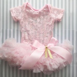 Pasgeboren Baby Meisje Roze Bloem Kanten Jurk Zomer Strik Prinses Jurken Vestidos Bebe Meisje Gown Ruffle Tutu Party Dress
