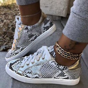 Mode vrouwen Falts Casual Schoenen Europese Snake Patroon PU vrouwen Schoenen Wandelschoenen Outdoor Sneakers voor vrouwen