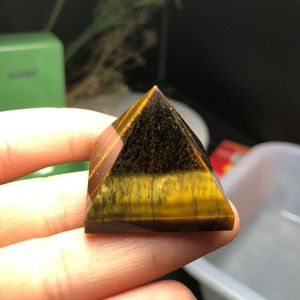 puur natuurlijke glitter pull lange stenen piramide, kan worden gebruikt als decoratie