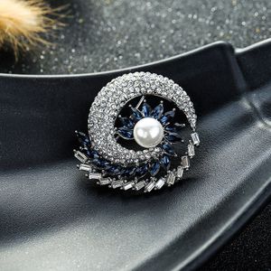 Broches Voor Vrouw Retro Bloem Legering Kristal Dames Dragen Broche Diamanten Sieraden Corsage Kleding Accessoires Badge Pinnen