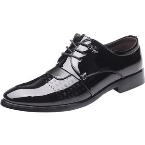 Mode mannen Bussiness Schoenen Comfortabele Ronde Neus Formele Flats Schoen Man Lace-Up Schoenen Mannen Bruiloft jurk Shoee