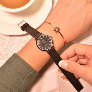 Eenvoudige Zwart Wit Vrouwen Lover Horloges Casual Rubber Strap Quartz Horloges Met Nummer Schaal Paar Klok Uur