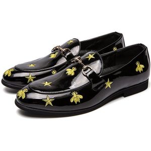 Mannen Borduurwerk Metalen Gesp Decor Loafers Mocassin Homme Rijden Flats Casual Zomer Loafer Slip Op Schoenen Zwart Glanzend