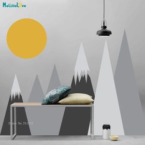 Custom 4 Kleuren Nordic Stijl Muur Sticker Mountain En Zon Vinyl Decals Voor Kids Babykamer Verwijderbare Muurschilderingen Mooie YT3689A