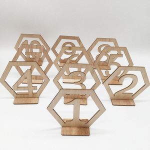 Houten bruiloft benodigdheden 1-10 zeshoekige holle digitale zetel kaart ornamenten houten tafel nummer plaat