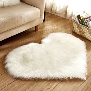 UK Pluizige Hartvormige Tapijt Shaggy Floor Mat Zachte Faux Fur Slaapkamer Harige Tapijt