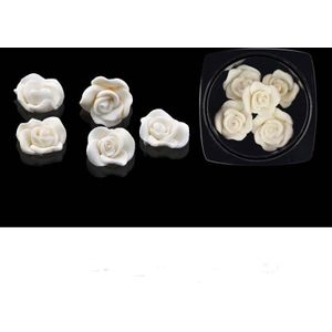 5Pcs Wit Zwart Rose Bloemen Nail Art Decoratie Zachte Klei Gesneden Nail Sieraden Studs Diy Nail Decors Manicure gereedschap