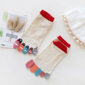 Leuke Enkel Vijf Vinger Sokken Vrouwen Katoen Beer Doseren Wit Harajuku Girl No Show Sokken Met Tenen