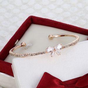 Romantische Gouden Plated Manchet Armband Delicate Crystal Strik Beste Mode Kerstcadeau Voor Vriendin