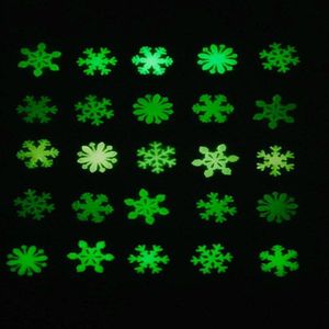 50 Stks/set Kleurrijke Lichtgevende Sneeuwvlok Speelgoed 5 Stijlen Glow In The Dark Speelgoed Fluorescerende Schilderen Pvc Stickers Voor Kinderen kamer