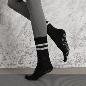 Vijf Tenen Non Slip Yoga Sokken Voor Vrouwen Katoen Mid Calf Lange Anti Skid Indoor Fitness Dans Pilates Barre Sokken zacht En Duurzaam