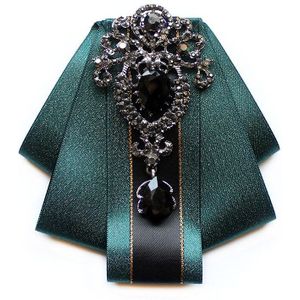 Hoogwaardige Handgemaakte Diamanten Britse Stijl Strikjes Bruidegom Stalknecht Jurk Pak Strass Bowtie Voor Mannen Bruiloft Accessoires