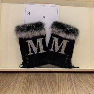 Mode Handschoenen Vrouwen Winter Luxe Aaa + Diamodn Konijnenbont Handschoenen Zwarte Handschoenen Suede Half Vinger Wanten Vrouwelijke Doek Guantes