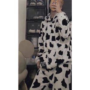 Qweek Koe Print Coral Fleece Hooded Pyjama Set Vrouwen Paar Pijama Winter Kawaii Nachtkleding Vrouwelijke Neglige Pyjama Loungewear Pjs