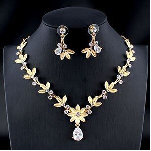 Jiayijiaduo Glamour Vrouwen Bruiloft Sieraden Set Silve Kleur Goud Kleur Zirkoon Bloem Ketting Oorbellen Set Meisje Accessoires