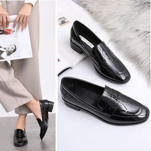 LIHUAMAO Zwarte Klassieke penny loafers voor vrouwen casual schoenen puntschoen office carrière party outdoor wandelschoenen