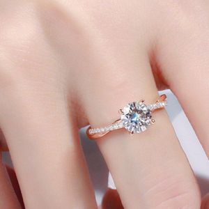 18K Rose Gouden Sieraden Ring Voor Vrouwen Fijne Anillos Mujer Bizuteria Anillos De Witte Diamant Edelsteen Met Kussen Zirconia anel