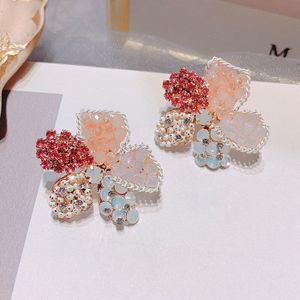 Handgemaakte Zirkoon Strass Bloem Stud Oorbellen Koreaanse Mode-sieraden Romantische Leuke Oorbellen Voor Lady Meisjes Oor Manchet Bijoux