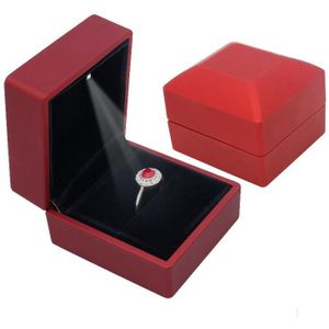 Led Licht Kleine Ring Ketting Displaytravel Sieraden Geschenkdozen Voor Bruiloft Engagement Valentine Kerst