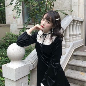 Lolita jurk Japanse donkere kant stiksels kanten kraag fluwelen lange mouwen jurk vrouwelijke herfst winter