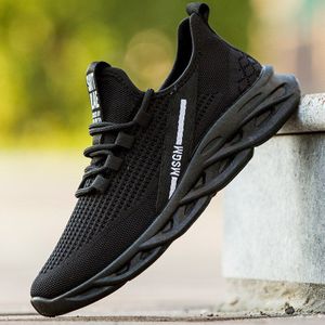 Casual Sneakers Mannen Herfst Comfortabele Ademende Veelzijdige Mesh Loopschoenen Dikke Bodem Sneakers Zapatillas Casuales