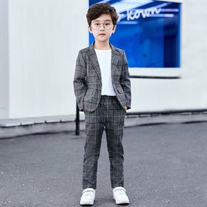 Bruiloft Bloem Jongens Pakken Kids Gentleman Plaid Jas En Broek Prom Prestaties Kostuum Kinderen 2 Stuks Sets Verjaardag Kleren