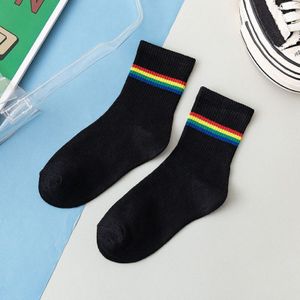 Katoen Mode Vrouwen Regenboog Sokken Lente Kleurrijke Streep Vintage Harajuku Korte Sokken Dames Sportief Zwart Witte Sokken