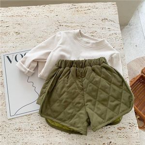 Kinderen Katoenen Gewatteerde Shorts Winter Koreaanse Stijl Unisex Kinderen Dikker Casual Shorts Kinderen Kleding