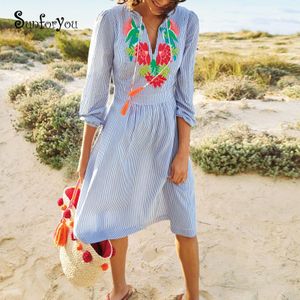 Geborduurde Gestreepte Strand Jurk Katoen Beach Cover up Robe de Plage Pareo Strand Saida de Praia Kaftan Beachwear Zwemmen pak cover