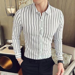 Mode Mannen Lange Mouw Shirts Mannelijke Gestreepte Classic-Fit Comfort Soft Cotton Casual Button-Down Shirt