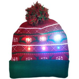 LED Gebreide Kerst Hoed Warme Beschermende Cap LED Flanger met bal Cap Party Kleurrijke Licht Volwassen Kinderen Warme Muts