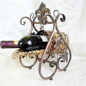 Europese Rieten Wijnrek Koninklijke Wijn Houder Thuis Bar Stand Rode Wijn Glas Houder Hotel Party Accessoires Metalen Bruiloft Ornament