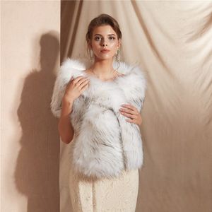 JaneVini Grijs Warm Korte Faux Fur Stole Bridal Wraps Winter Zachte Vrouwen Prom Party Sjaals Mantel Bruid Bruiloft Accessoires