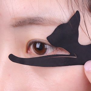 2 Stks/set Vrouwen Kat Lijn Pro Eye Make-Up Tool Eyeliner Stencils Beauty Wenkbrauwen Template Shaper Model Vrouwen Meisje