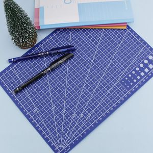 1Pcs A4 Grid Lijnen Snijden Mat Schaal Plaat Craft Card Stof Leer Papier Board School Office Supply