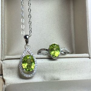 [MeiBaPJ Mode Natuurlijke Peridot Edelsteen Ring en Ketting voor Vrouwen Echt 925 Sterling Zilveren Groene Steen Fijne Sieraden Set