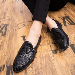 Mannen Loafers Leer Partij Schoenen Casual Slip-On Flats Voor Mannen Jurk Schoenen Hasp Stevige Zool Comfortabele Antislip zapatos