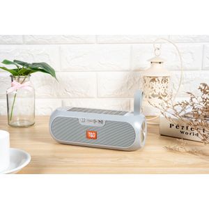 Draadloze Bluetooth Speaker Outdoor Draagbare Kolom Super Bass 3D Stereo Muziek Box Solar Power Bank Boombox Waterdichte Usb Aux Fm