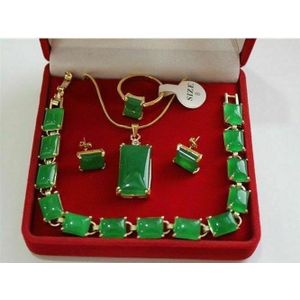 Mooie groene jade Ketting Hanger Armband Oorbel Ring Sieraden set