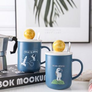Creatieve 3D Astronaut Keramische Mok Met Deksel Lepel Huishouden Paar Cup Kantoor Koffie Mok Eenvoudige Cup Home Decor Cups En mokken