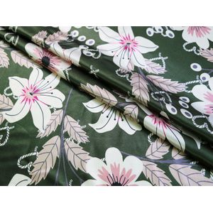 100cm * 148cm Bloemen Polyester Satijnen Stof Naaien Vrouwen Cheongsam Of Pyjama Met Loving heart Print