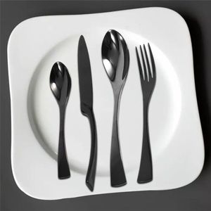 Zwart Westerse Voedsel Rvs Bestek Steak Vork Mes Lepel Thee Lepel Steak Servies Set 4 Stuk Pak