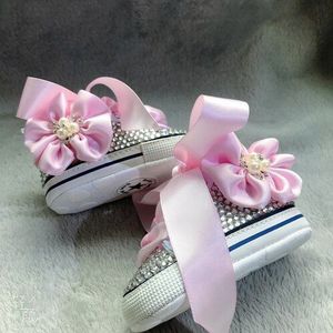 Dollbling Roze Bloem Lint Luxe Bella Baby Meisje Sneakers Handgemaakte Bling Steentjes Speciale Gelegenheden Crib Schoenen