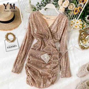 Yuoomuoo Ins Mode Bling Bling Ruches Mini Party Dress Slim Hoge Taille Sexy Korte Bodycon Dress Night Club Festival Jurk